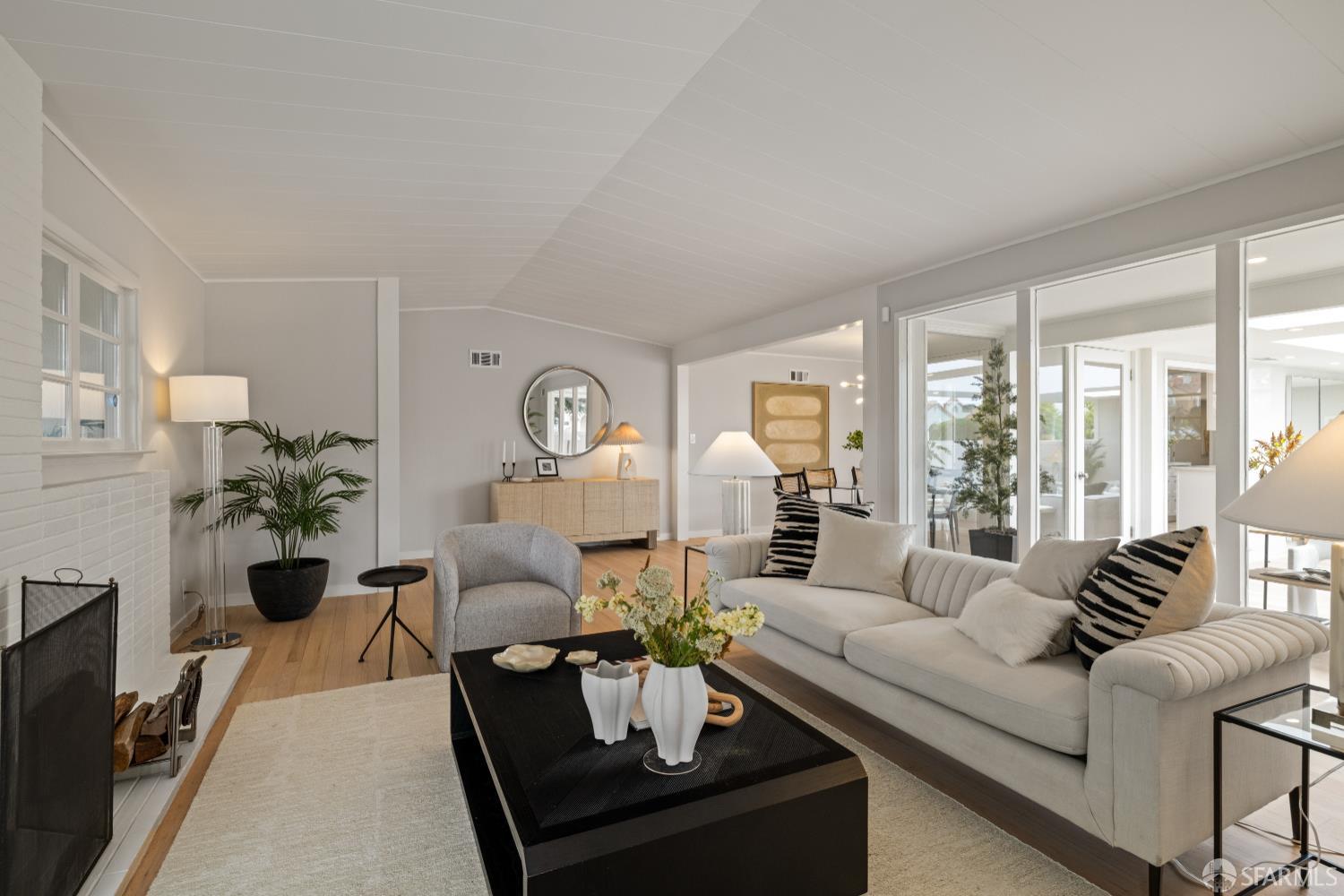 San Francisco, California 94132, United States, 4 Bedrooms Bedrooms, ,3 BathroomsBathrooms,Residential,Active,166018