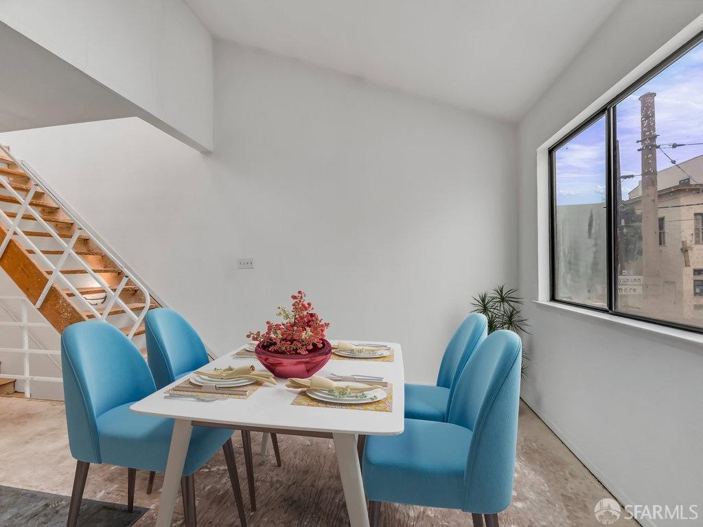 San Francisco, California 94117, United States, 1 Bedroom Bedrooms, ,1 BathroomBathrooms,Residential,Pending,122019