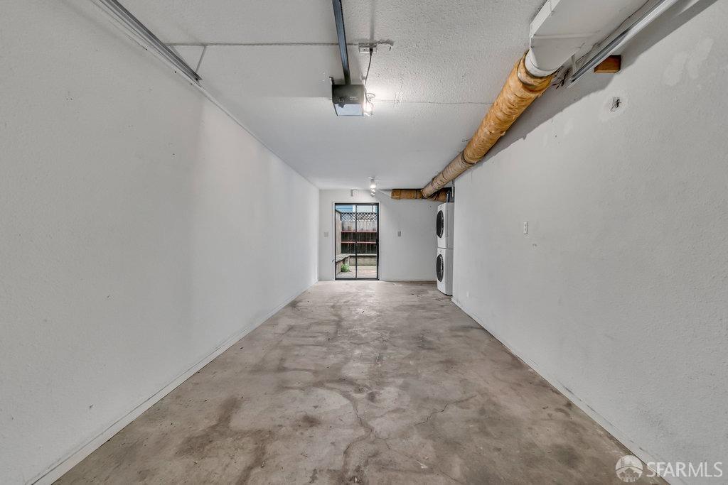 San Francisco, California 94117, United States, 1 Bedroom Bedrooms, ,1 BathroomBathrooms,Residential,Pending,122019