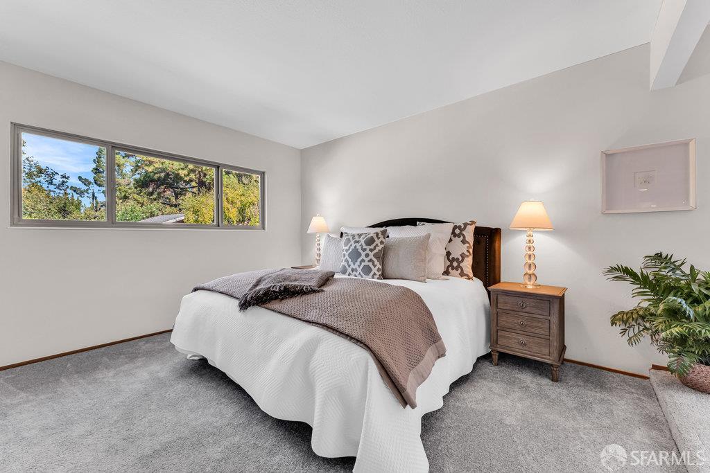 Walnut Creek, California 94598, United States, 3 Bedrooms Bedrooms, ,3 BathroomsBathrooms,Residential,Active,239598