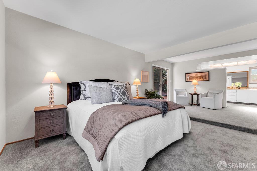 Walnut Creek, California 94598, United States, 3 Bedrooms Bedrooms, ,3 BathroomsBathrooms,Residential,Active,239598