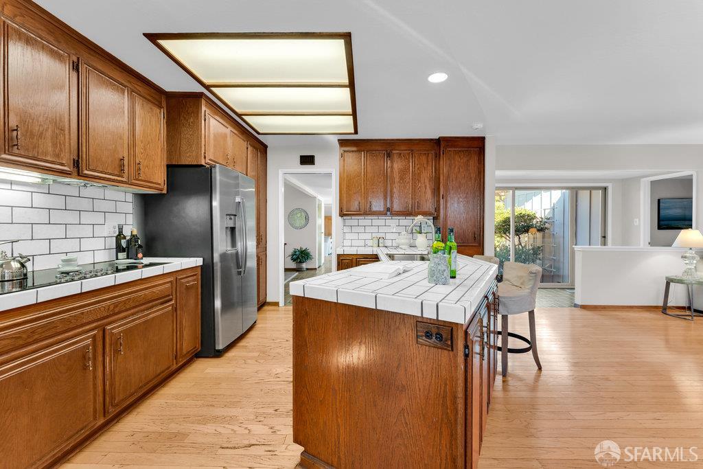 Walnut Creek, California 94598, United States, 3 Bedrooms Bedrooms, ,3 BathroomsBathrooms,Residential,Active,239598