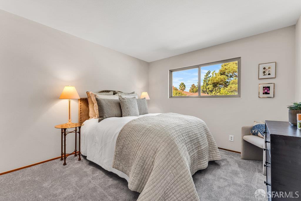 Walnut Creek, California 94598, United States, 3 Bedrooms Bedrooms, ,3 BathroomsBathrooms,Residential,Active,239598