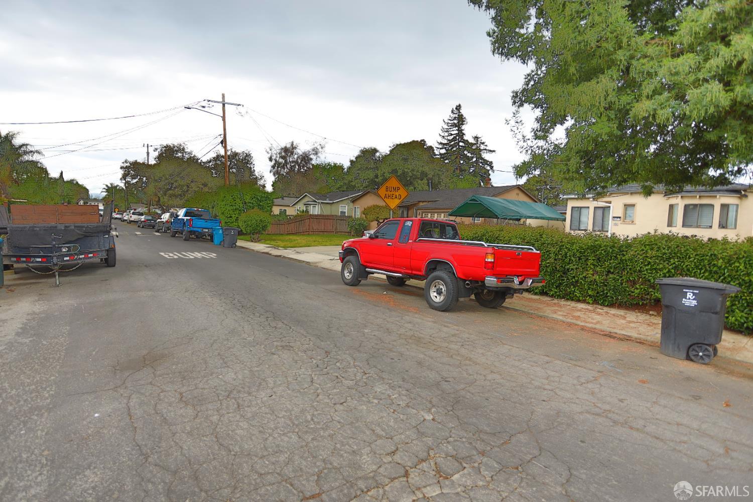 2377 Poplar Avenue