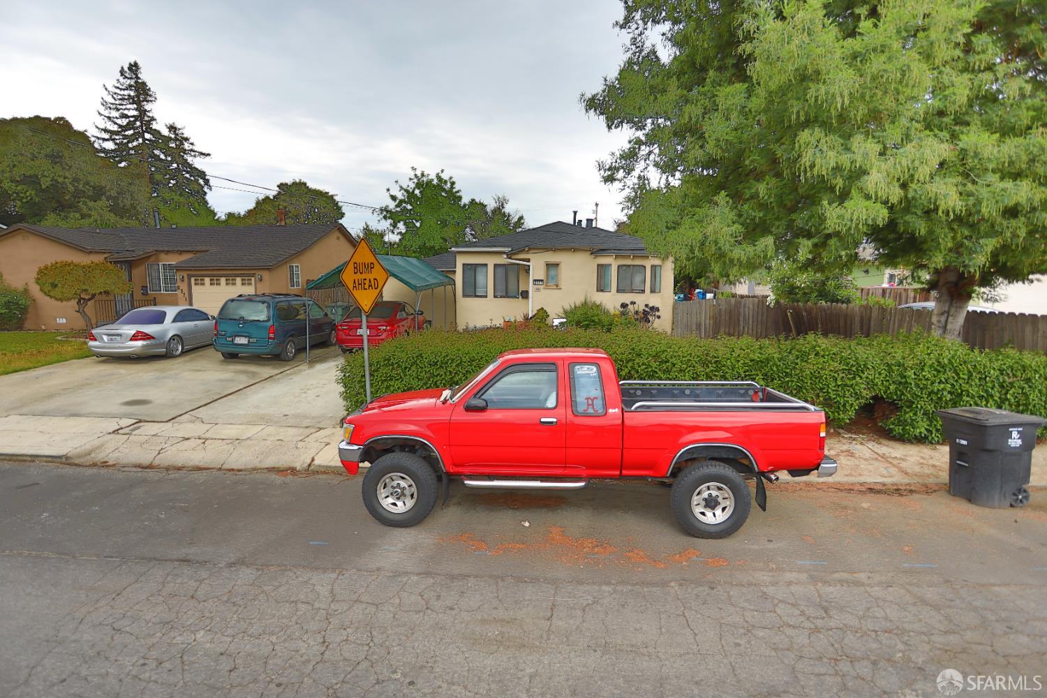 2377 Poplar Avenue