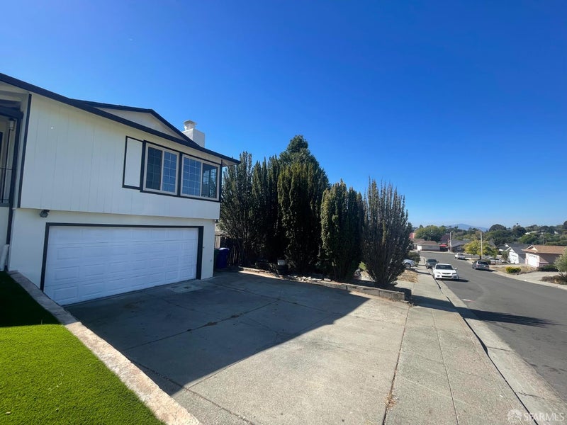 3322 Clearfield Avenue