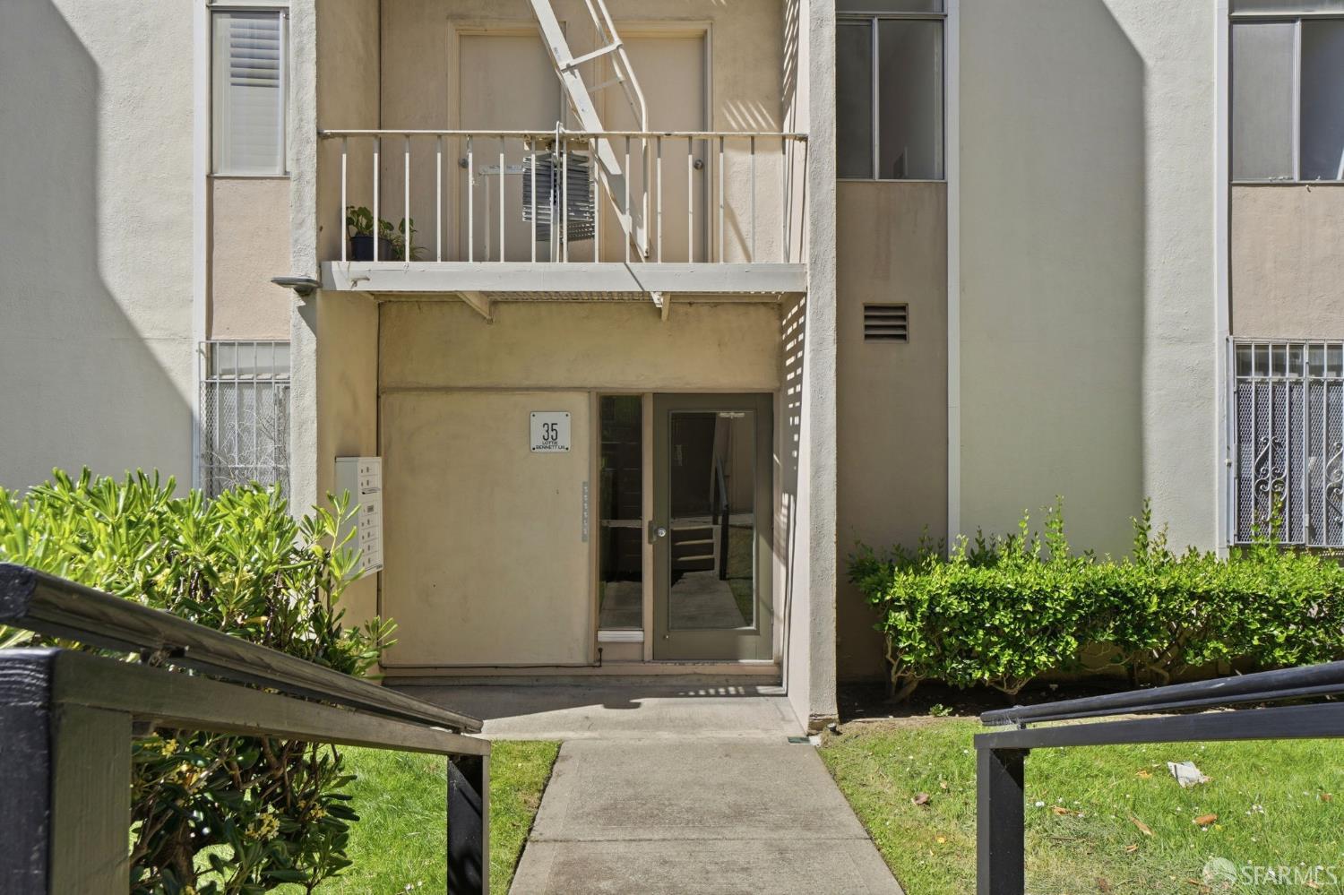 35 Lottie Bennett Lane 4