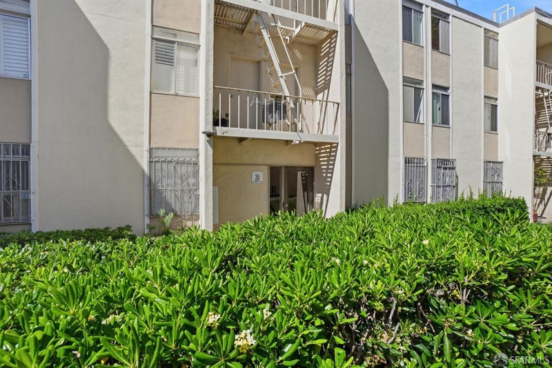35 Lottie Bennett Lane 4