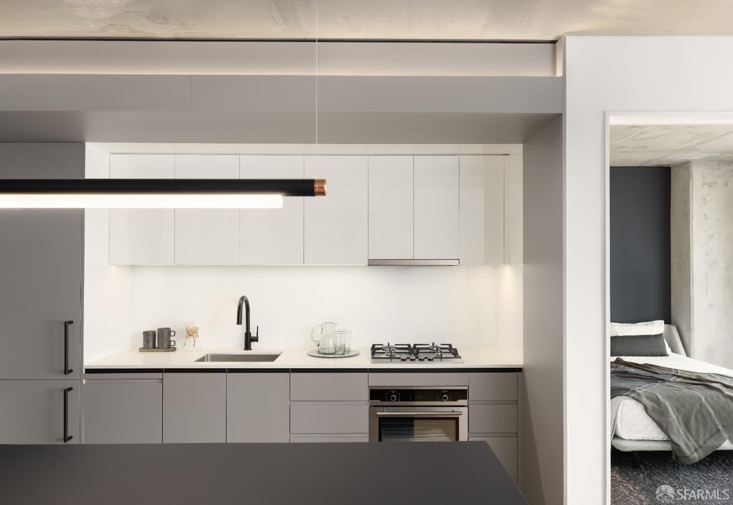 960 Market Street 808