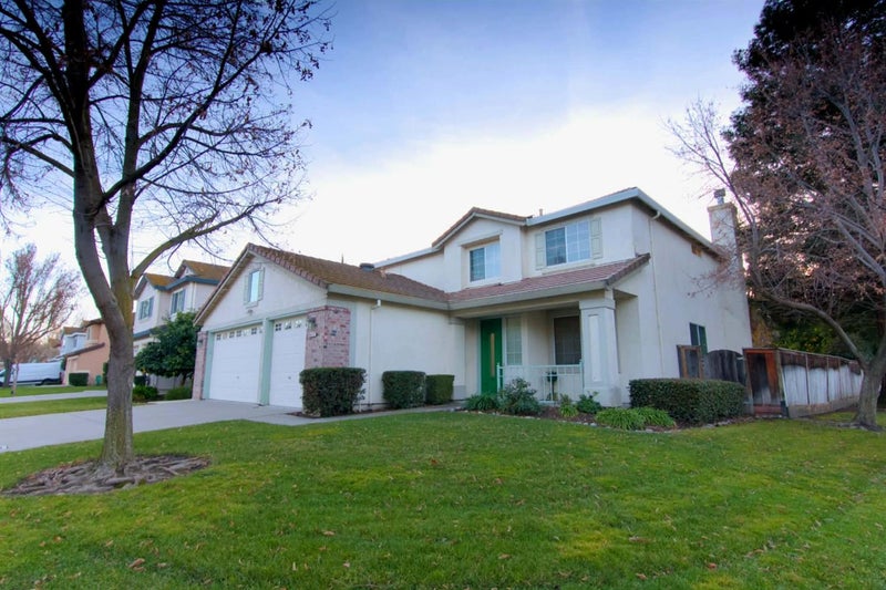 6472 Brook Hollow Circle