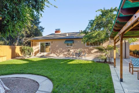 A home in El Sobrante