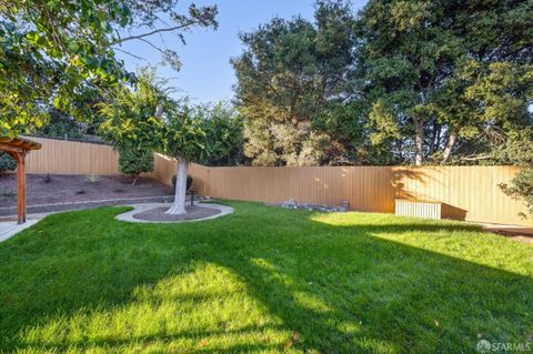 A home in El Sobrante