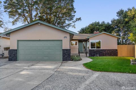 A home in El Sobrante