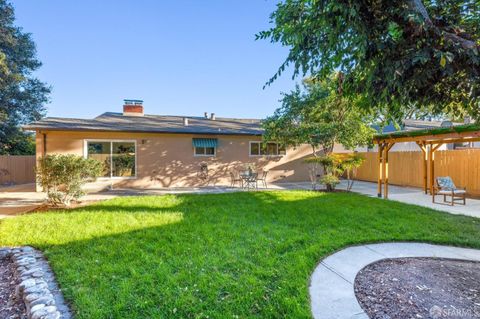 A home in El Sobrante