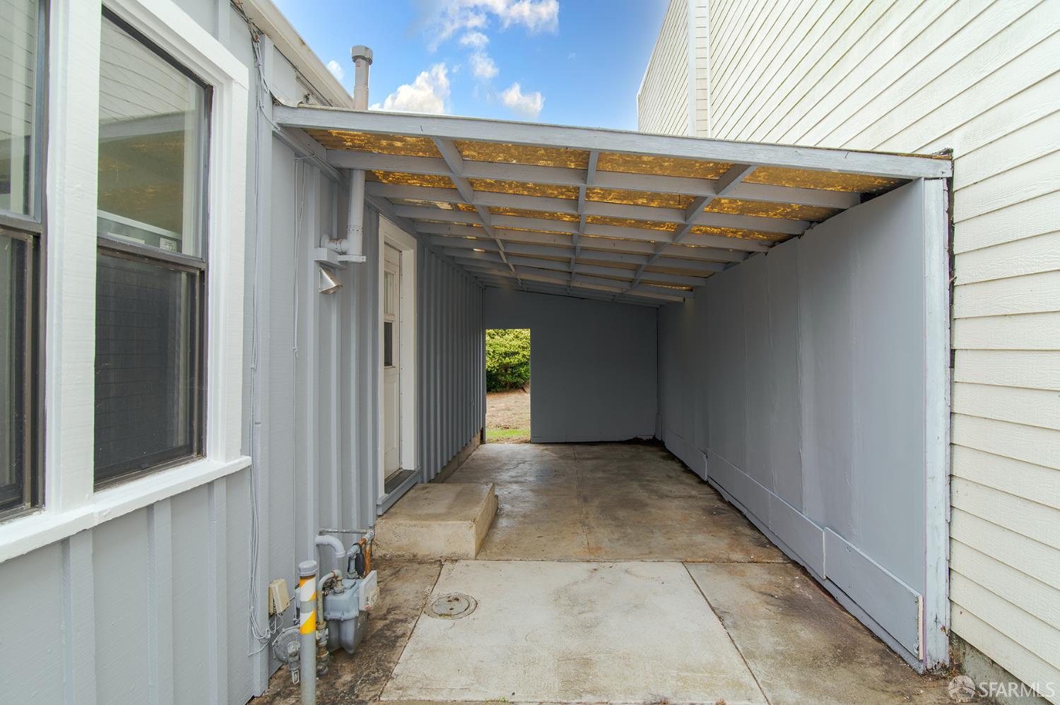 262 Vista Grande Avenue