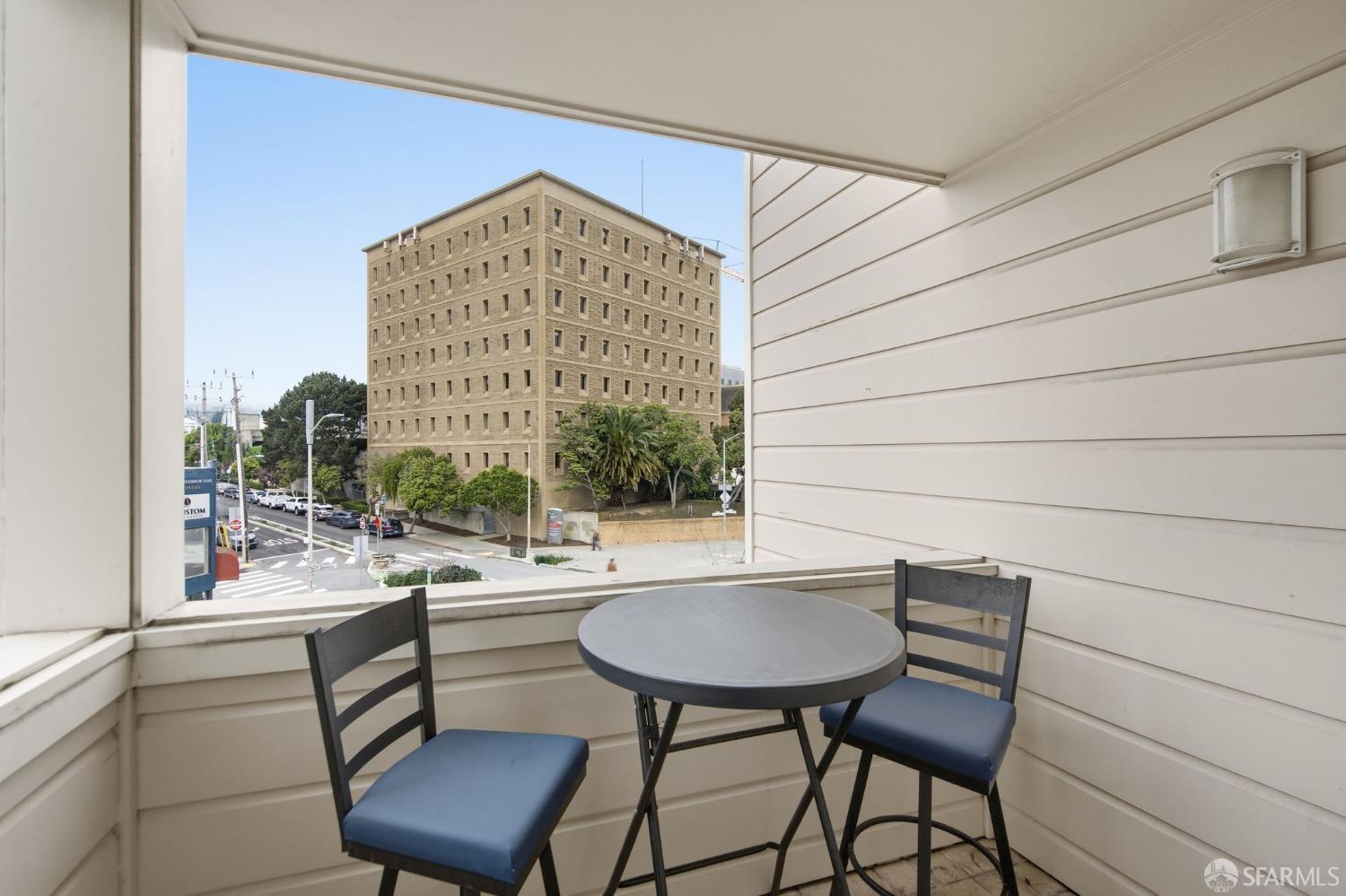 1699 Valencia Street 306