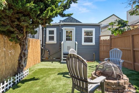 1727 Mckinnon Avenue, San Francisco, CA 94124 - #: 424028093