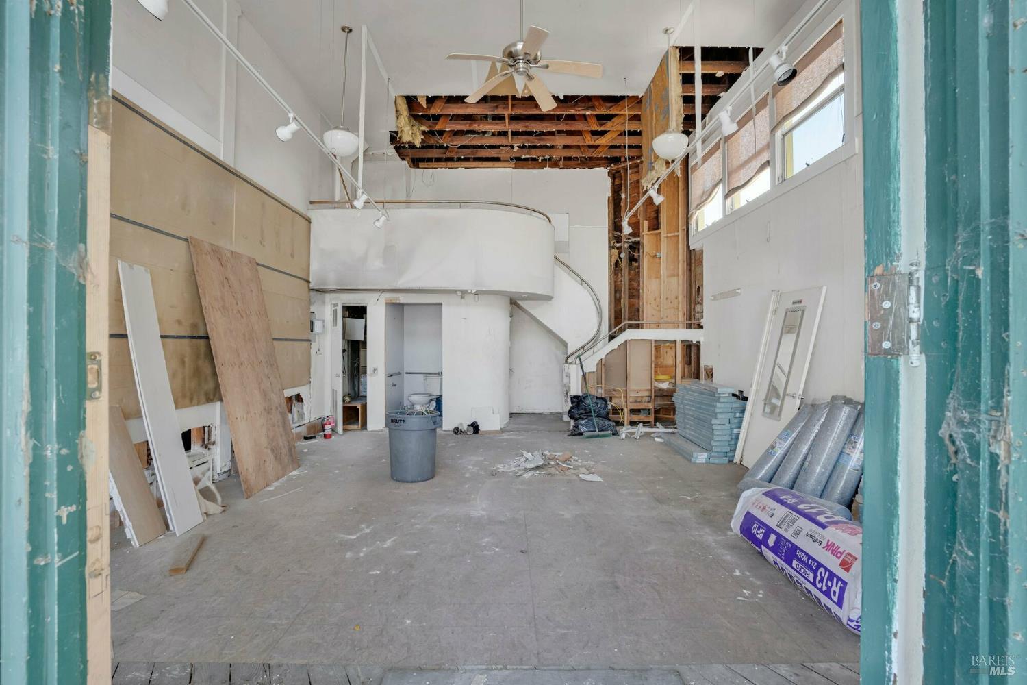 539 Georgia Street