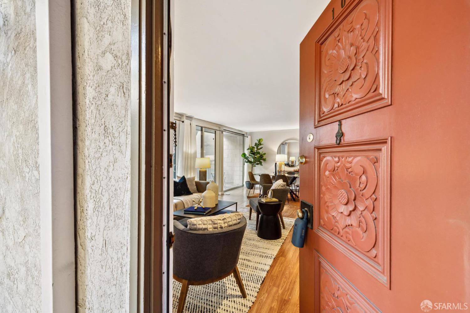 1425 Lakeside Drive 109