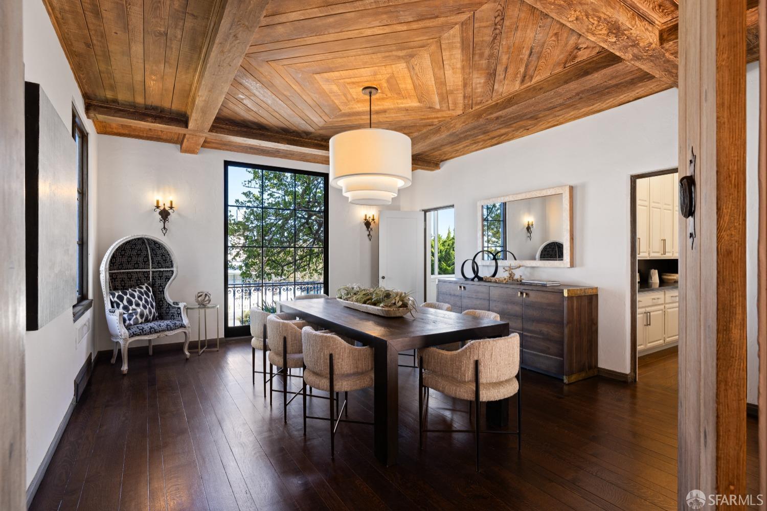 San Francisco, California 94127, United States, 5 Bedrooms Bedrooms, ,5 BathroomsBathrooms,Residential,Active,96675