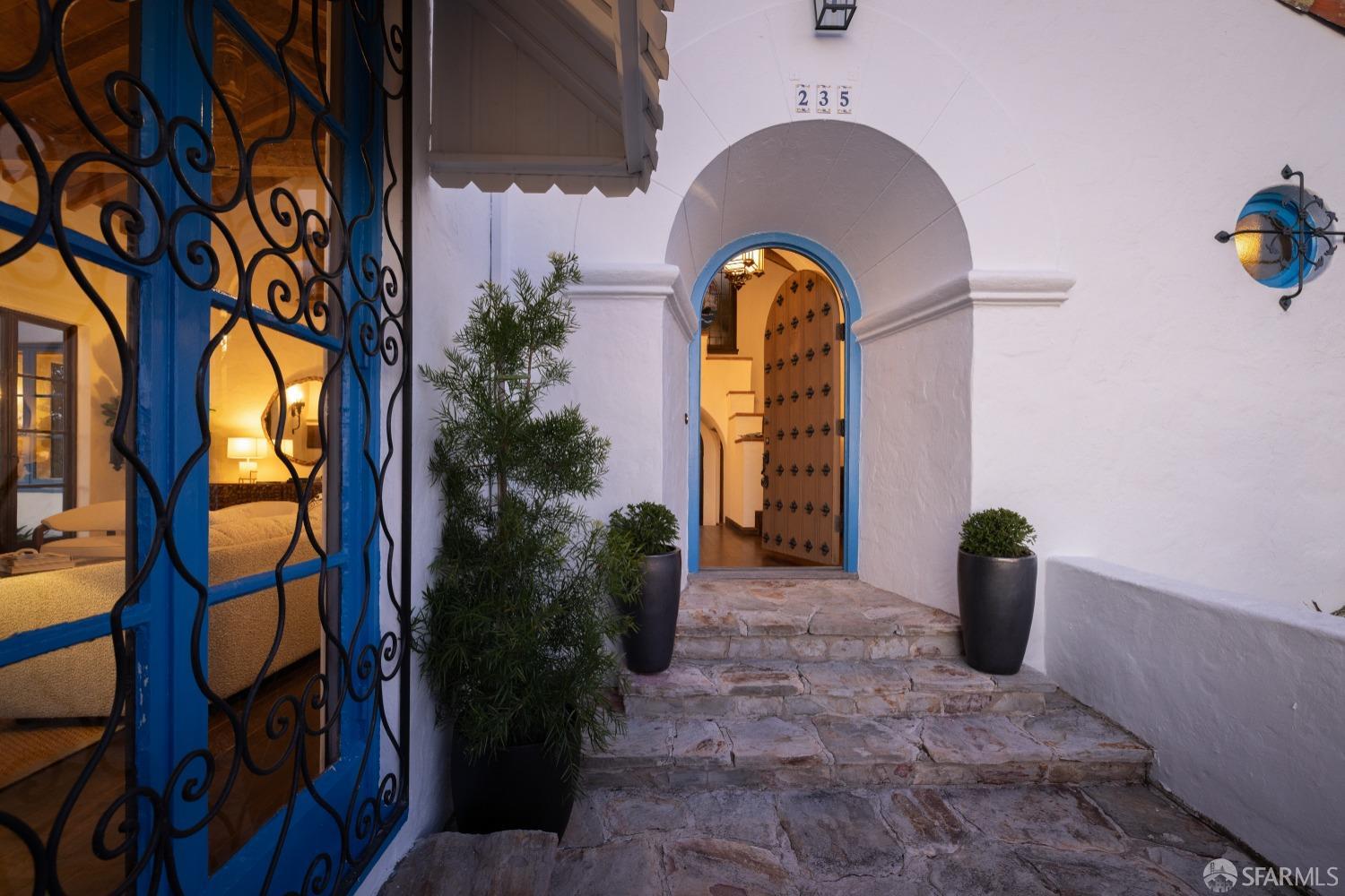 San Francisco, California 94127, United States, 5 Bedrooms Bedrooms, ,5 BathroomsBathrooms,Residential,Active,96675