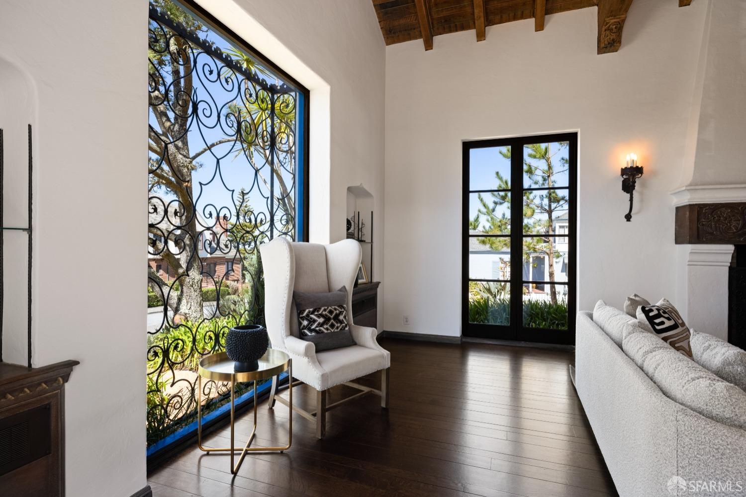 San Francisco, California 94127, United States, 5 Bedrooms Bedrooms, ,5 BathroomsBathrooms,Residential,Active,96675