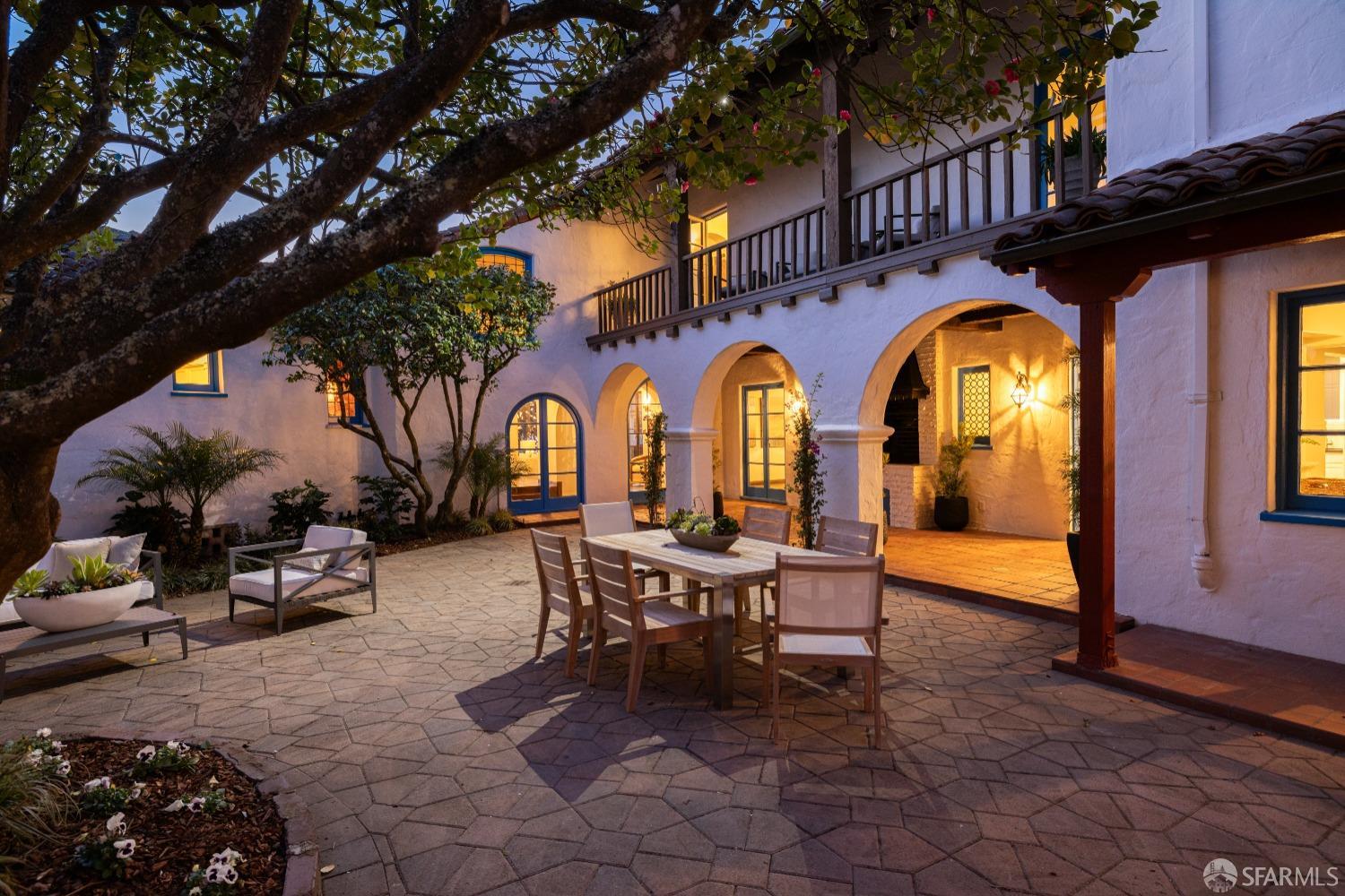 San Francisco, California 94127, United States, 5 Bedrooms Bedrooms, ,5 BathroomsBathrooms,Residential,Active,96675