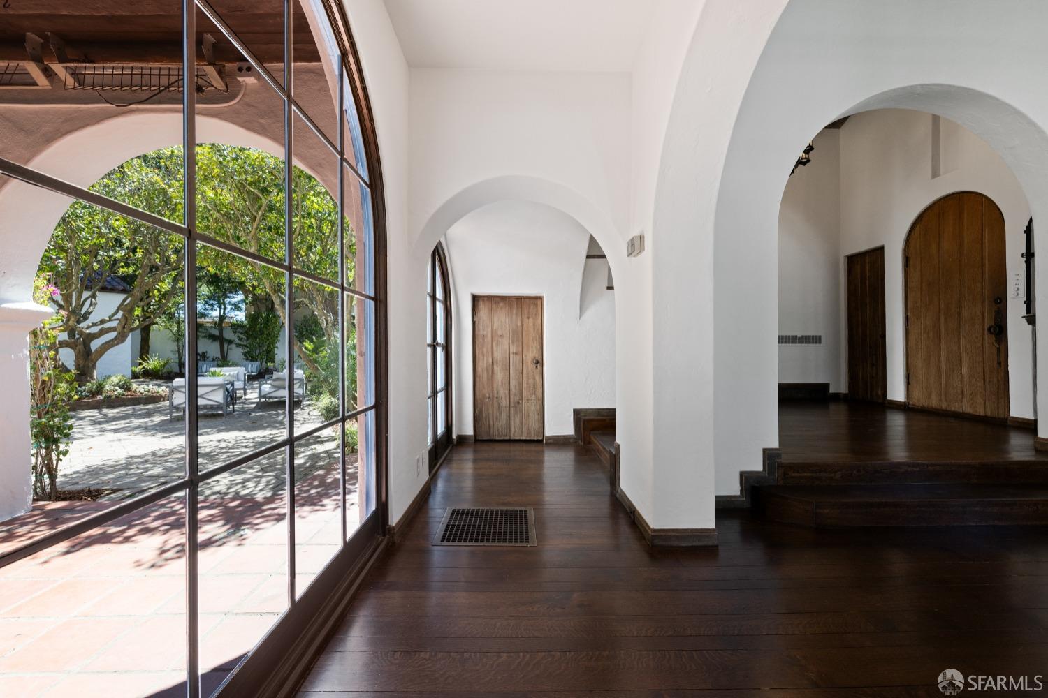 San Francisco, California 94127, United States, 5 Bedrooms Bedrooms, ,5 BathroomsBathrooms,Residential,Active,96675