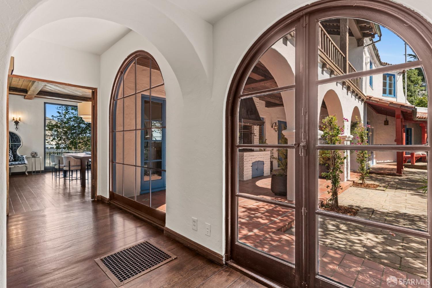 San Francisco, California 94127, United States, 5 Bedrooms Bedrooms, ,5 BathroomsBathrooms,Residential,Active,96675