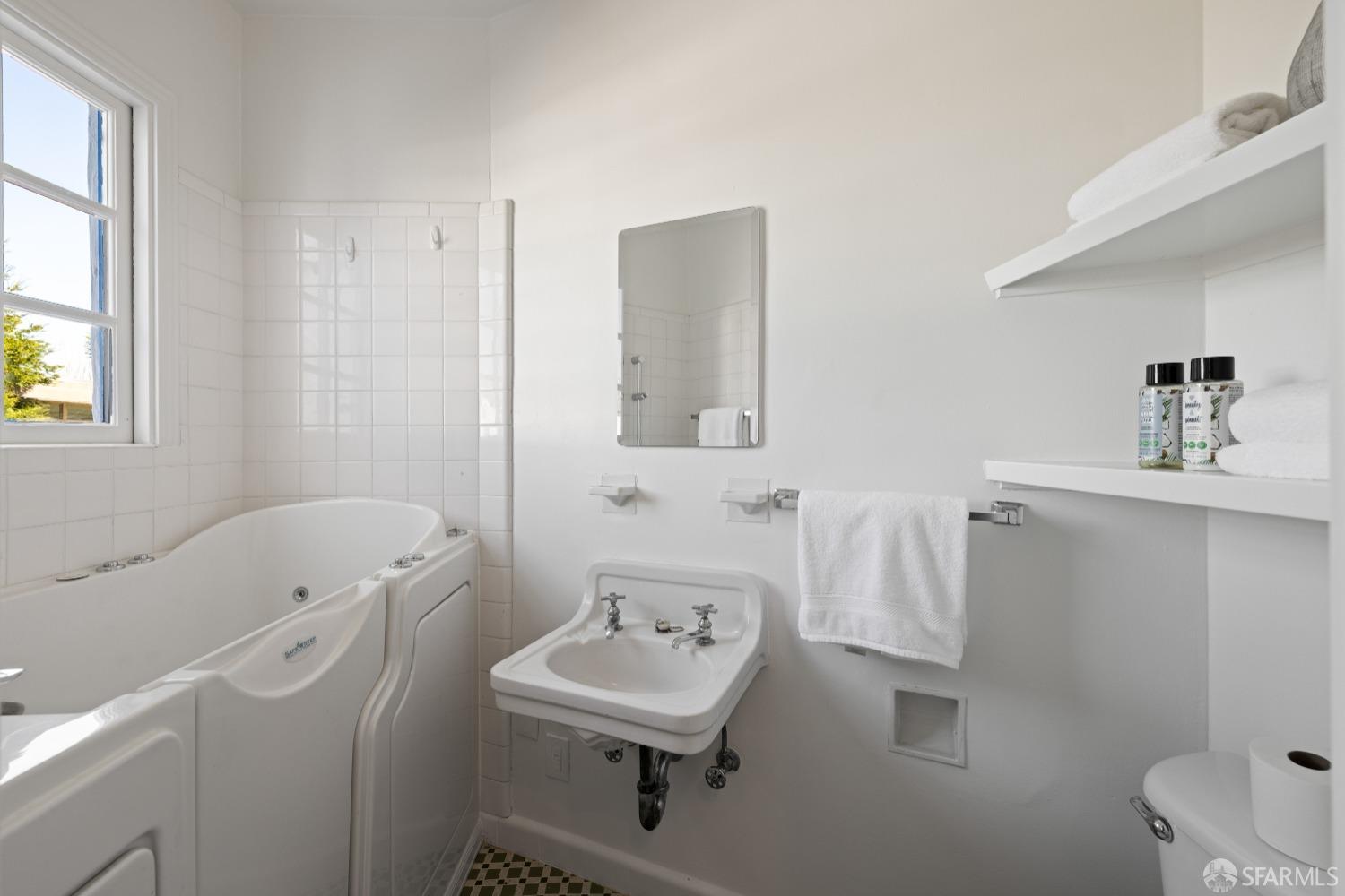 San Francisco, California 94127, United States, 5 Bedrooms Bedrooms, ,5 BathroomsBathrooms,Residential,Active,96675