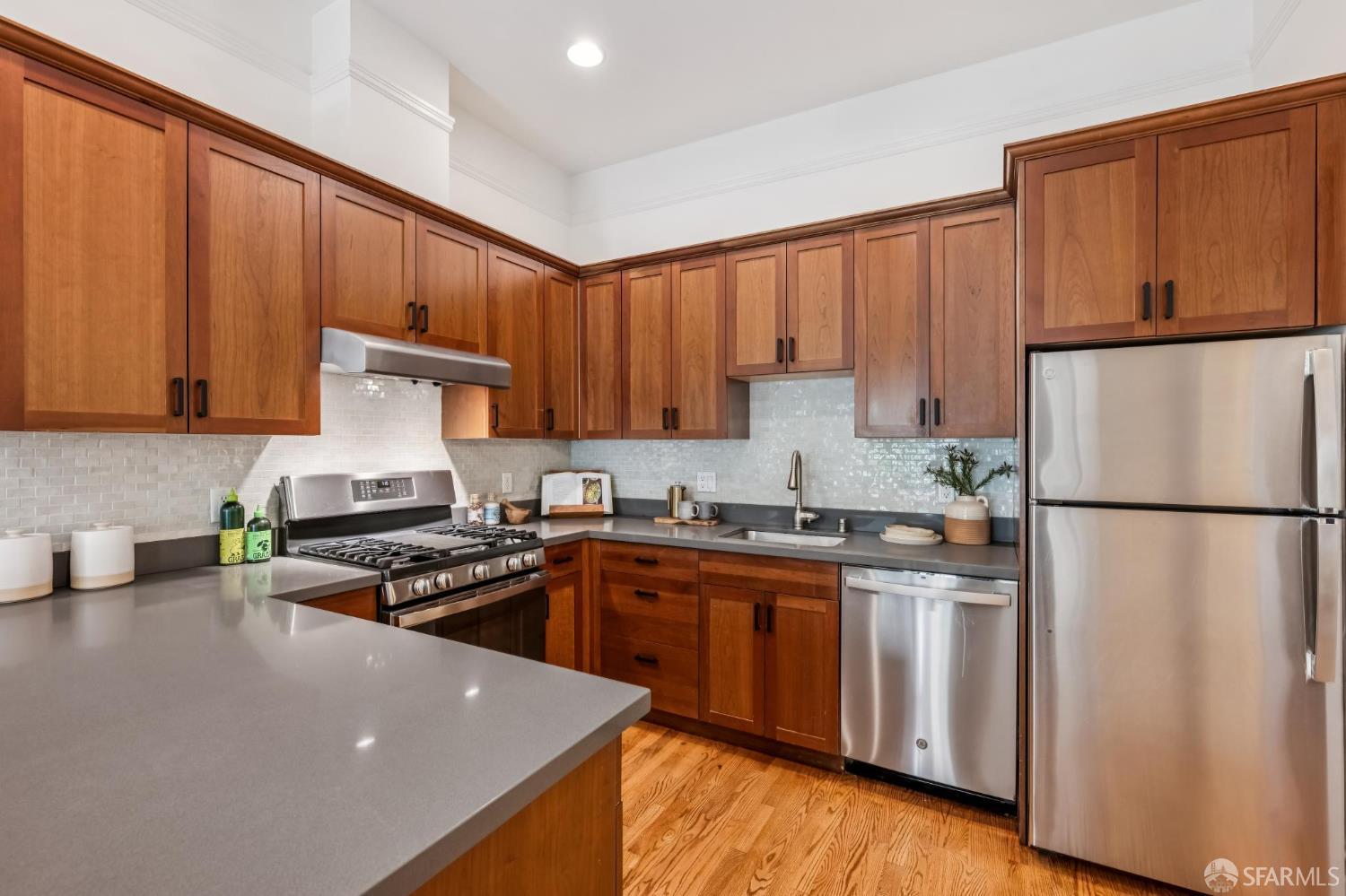 386 Noe Street A