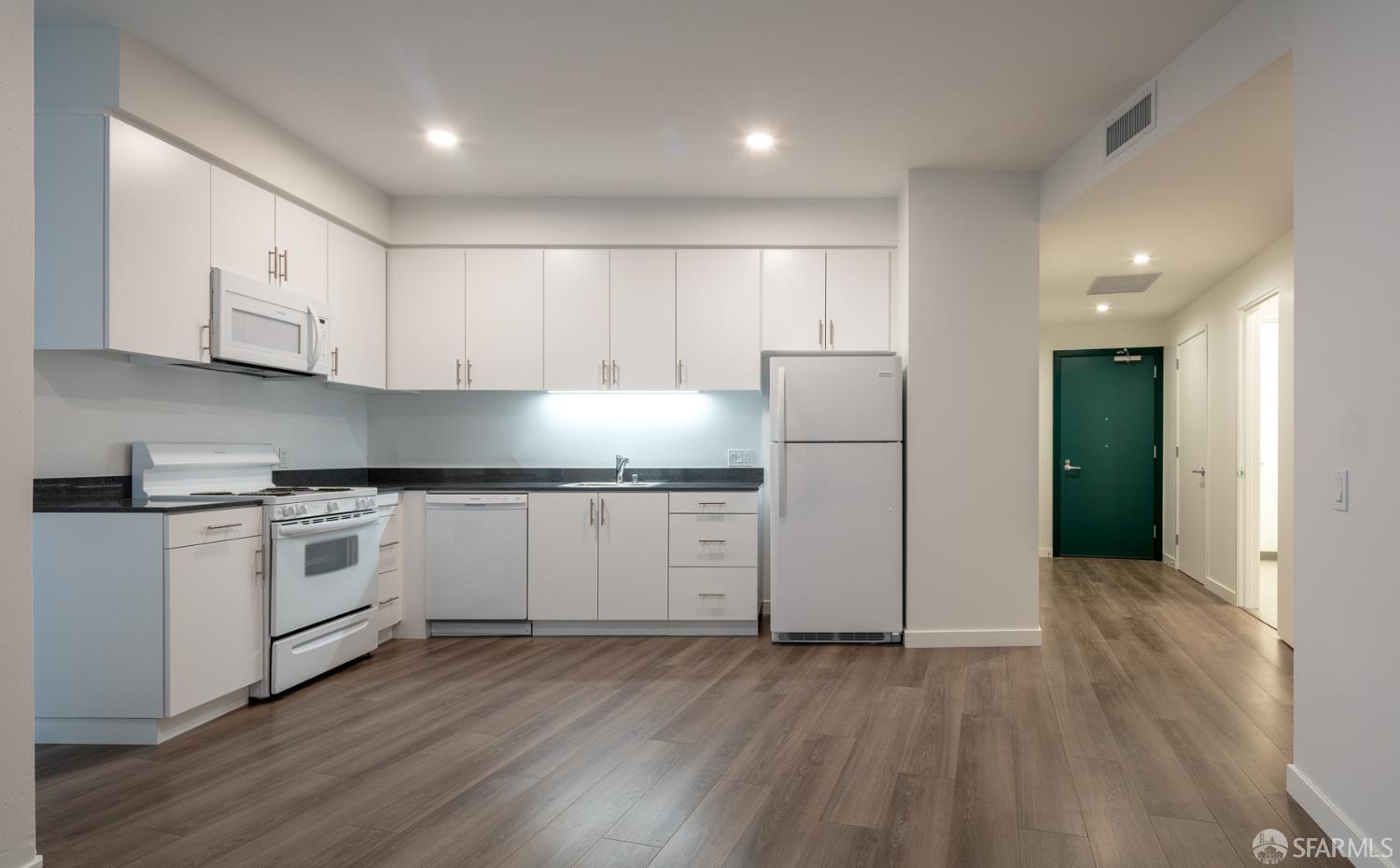 285 Main Street 202