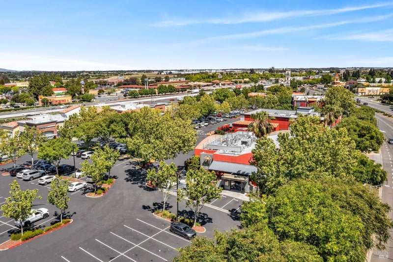 200 Nut Tree Parkway