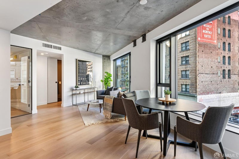 960 Market Street 712