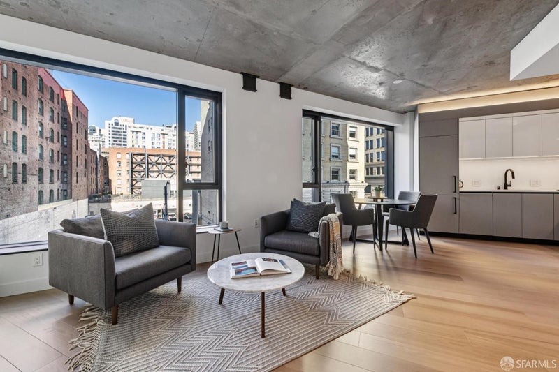 960 Market Street 712