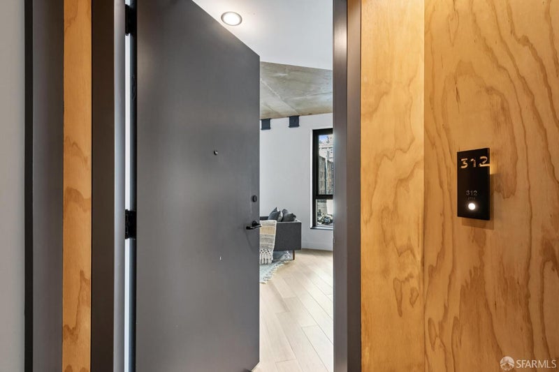 960 Market Street 712