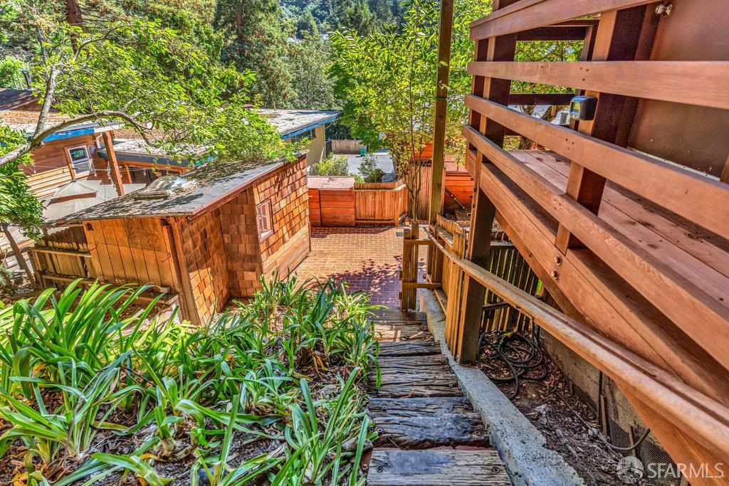 Oakland, California 94611, United States, 2 Bedrooms Bedrooms, ,2 BathroomsBathrooms,Residential,Active,217751