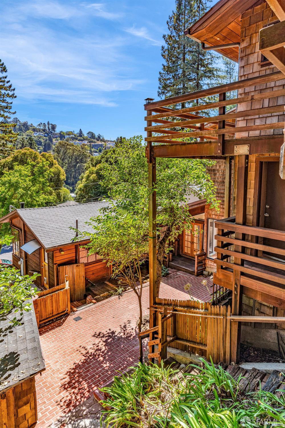 Oakland, California 94611, United States, 2 Bedrooms Bedrooms, ,2 BathroomsBathrooms,Residential,Active,217751