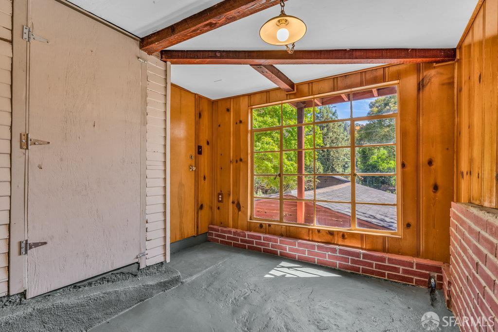 Oakland, California 94611, United States, 2 Bedrooms Bedrooms, ,2 BathroomsBathrooms,Residential,Active,217751