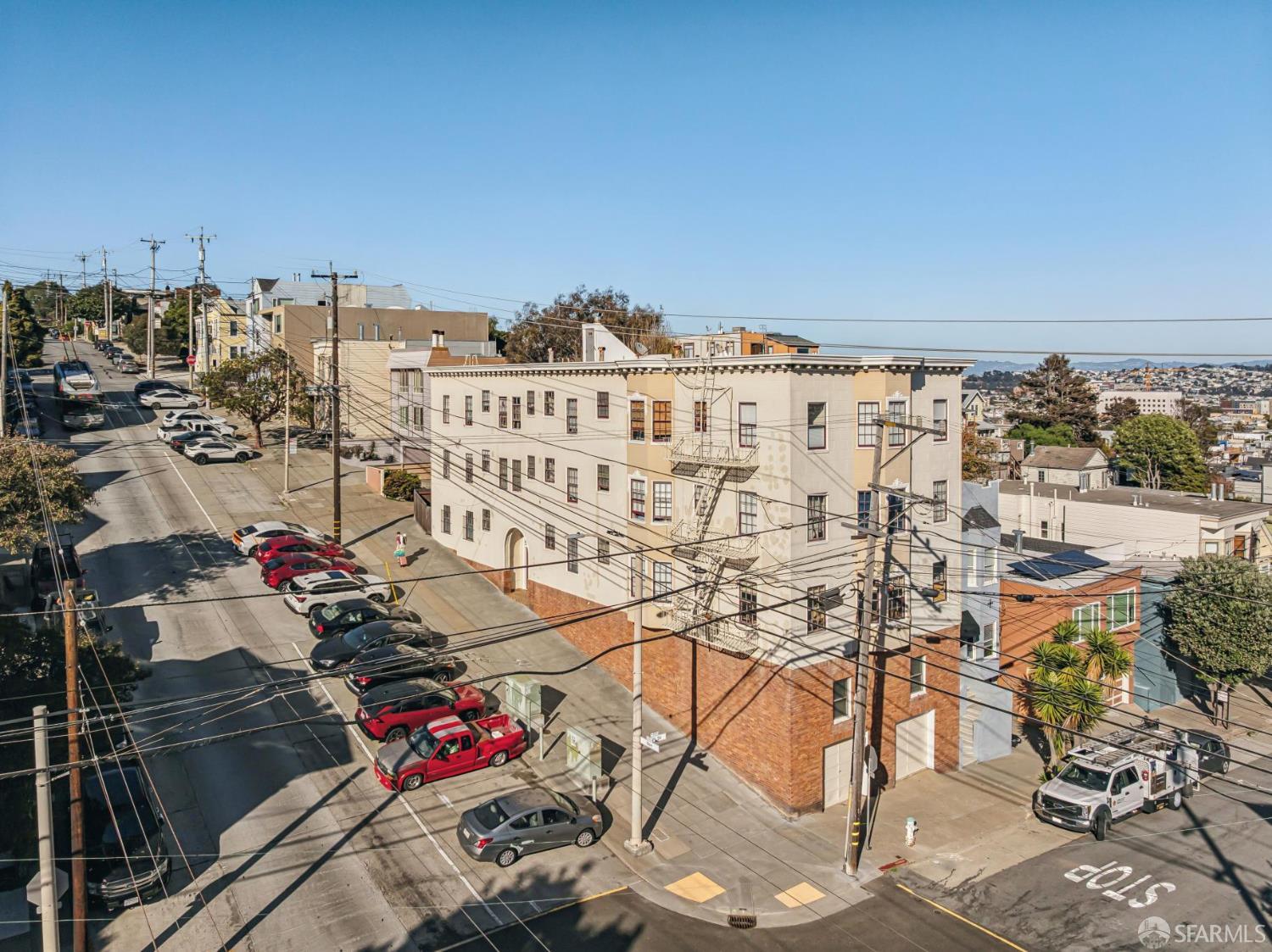 1595 Noe Street
