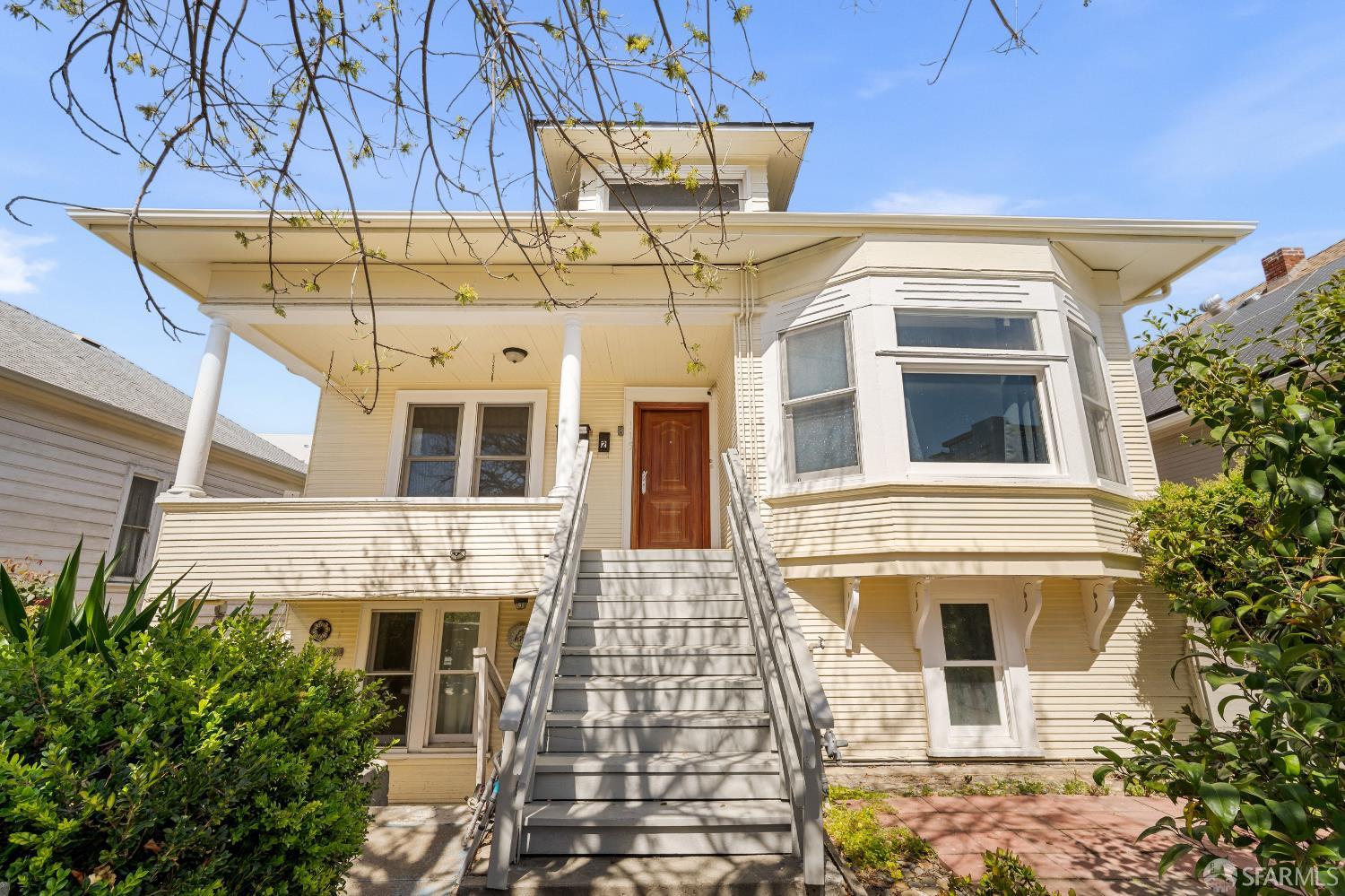 115 W William Street