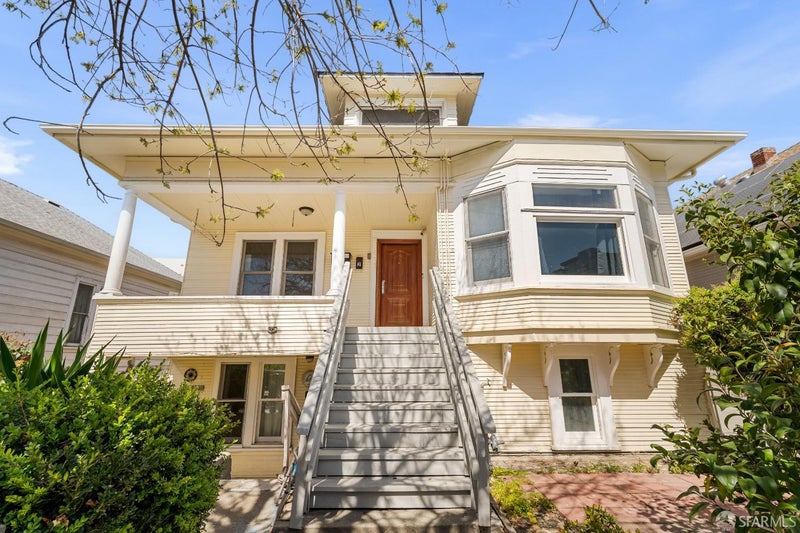 115 W William Street
