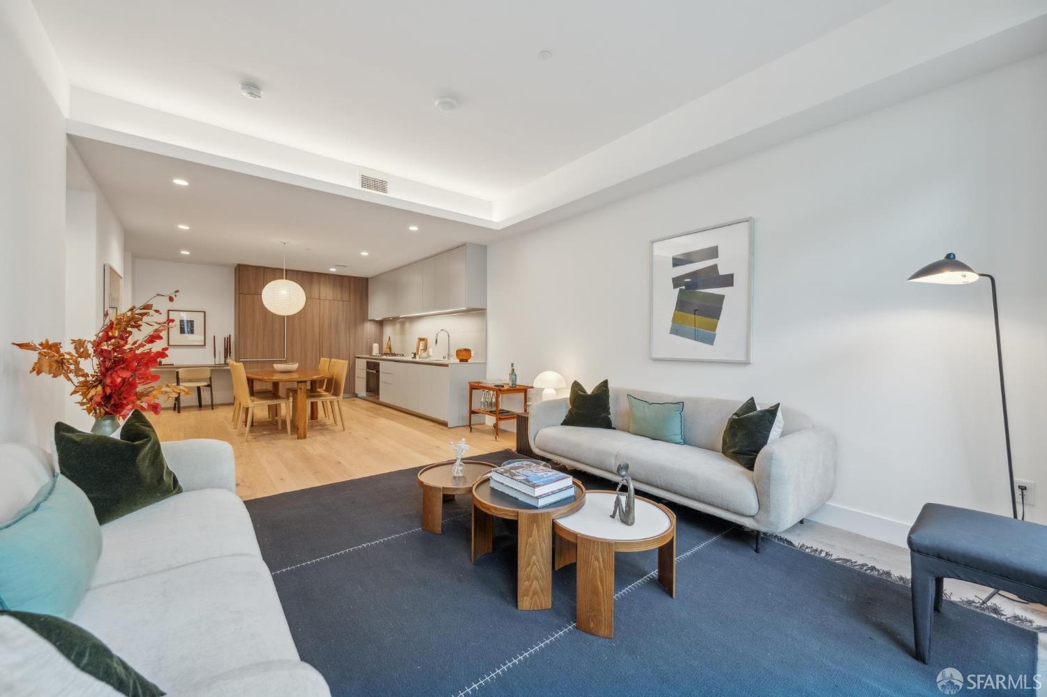 1 Bristol Court 111