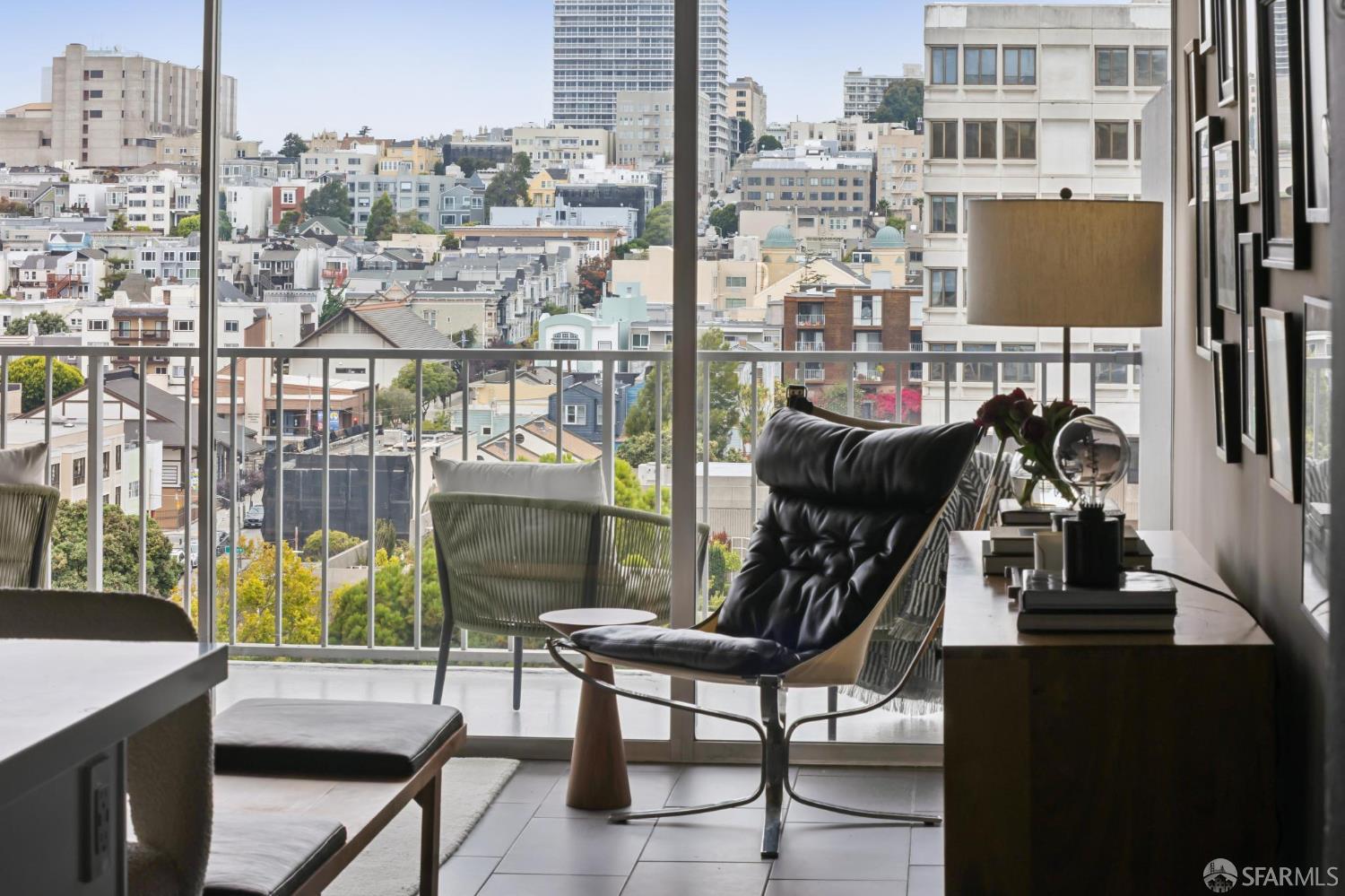 66 Cleary Court 902