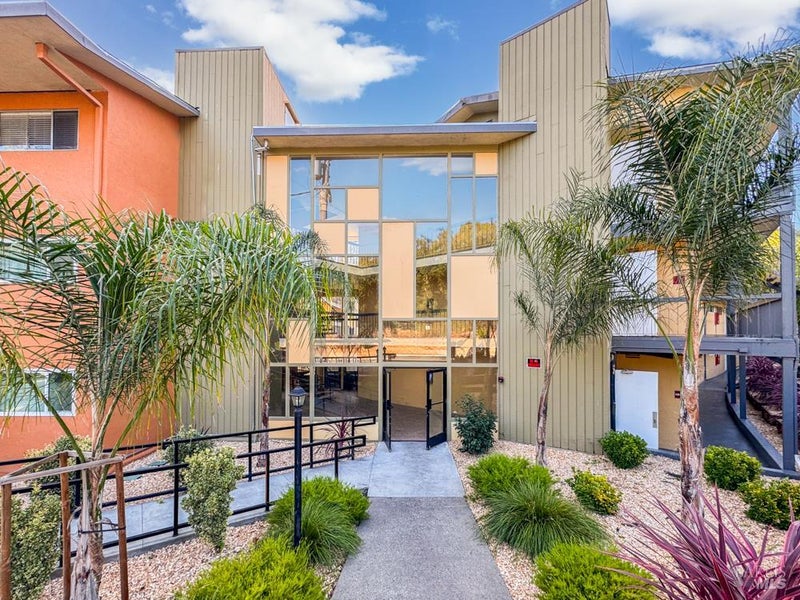 195 Los Robles Road