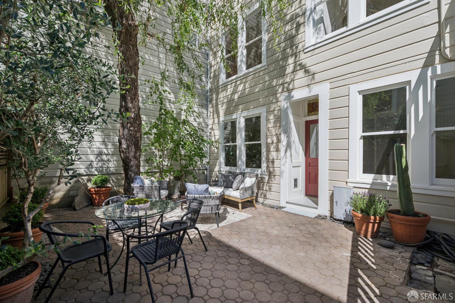 3816-3816A 19th Street
