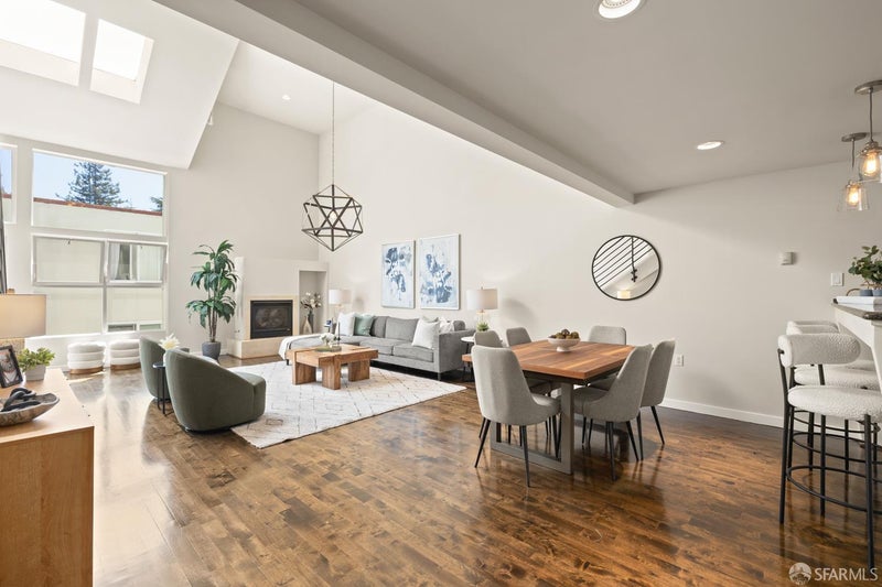 4902 Broadway 203