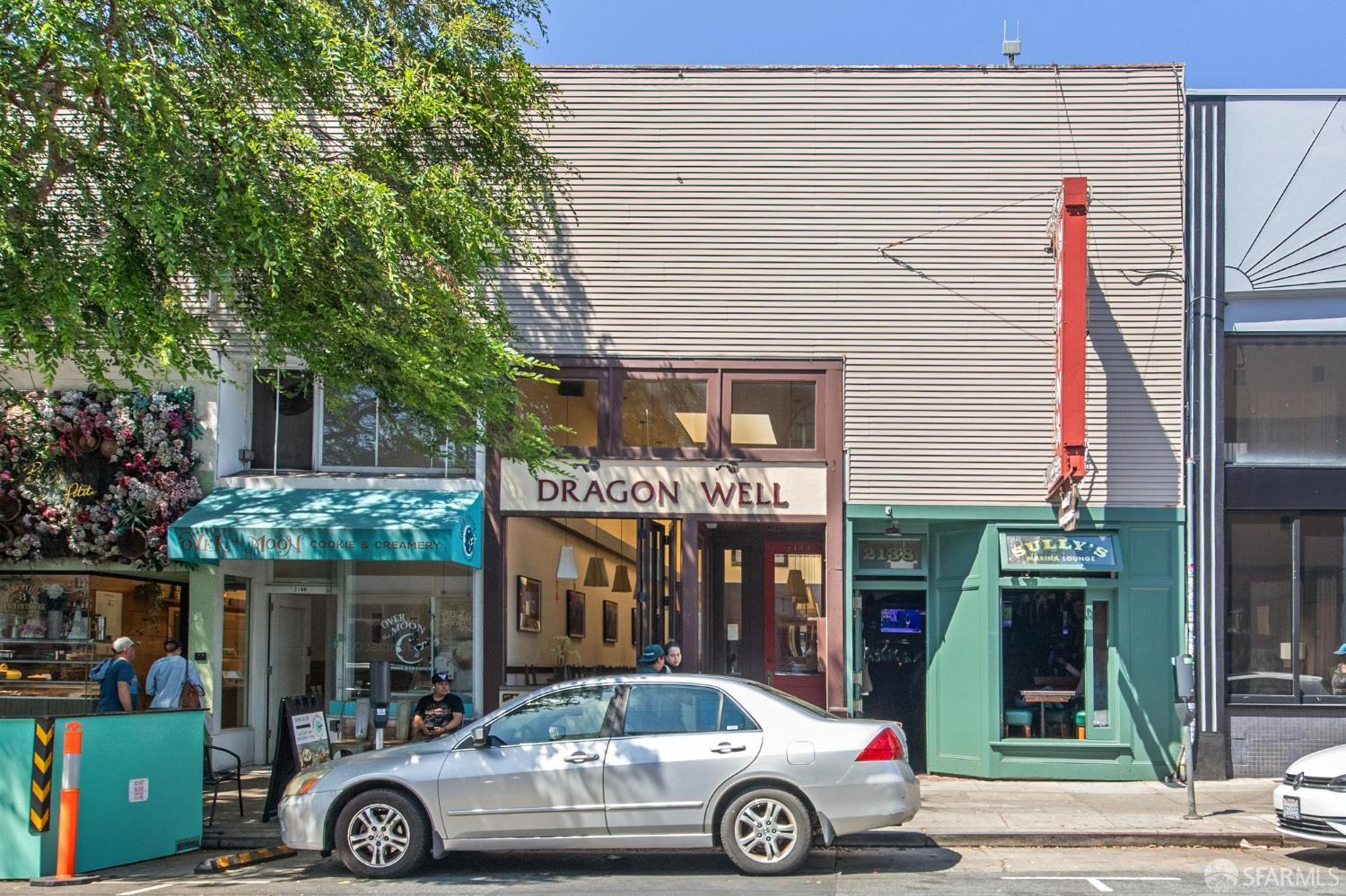 2138 Chestnut Street