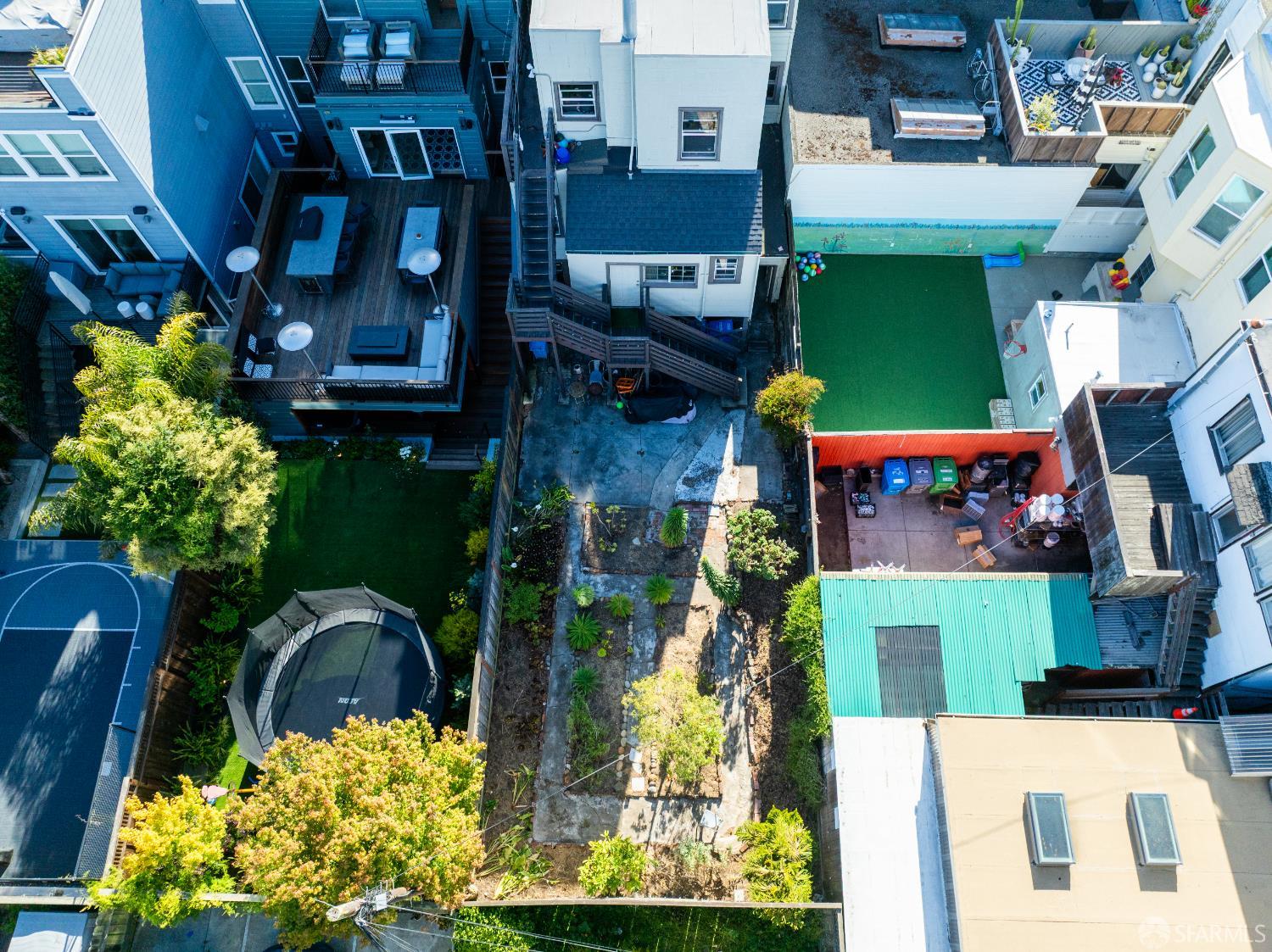 318 3rd Avenue