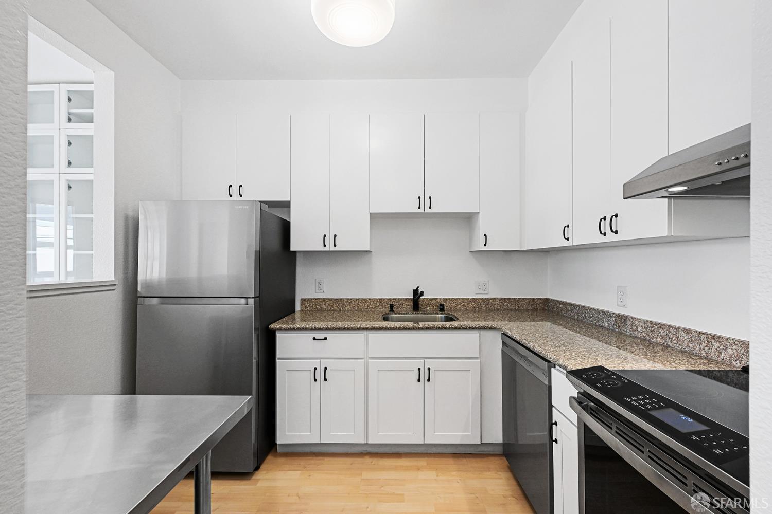 180 7th Street 208, San Francisco CA 94103